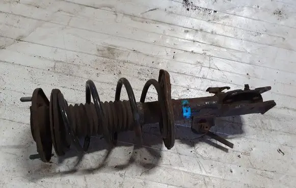 Toyota Auris 150 Front shock absorber with coil spring NOCODE