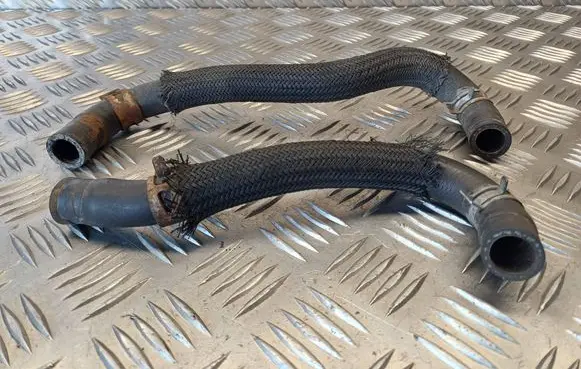 Suzuki Grand Vitara II Engine coolant pipe/hose