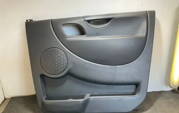 Citroen Jumpy Front door card panel trim 1498950077 1496166077