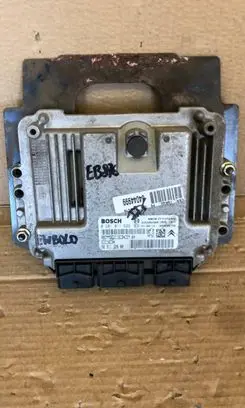 Citroen C4 I Engine control unit/module 0281011629