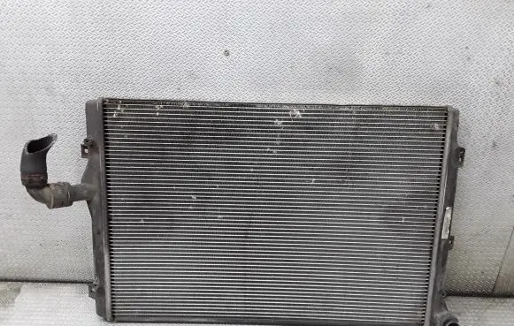 Skoda Octavia Mk2 (1Z) Coolant radiator 1K0121251N