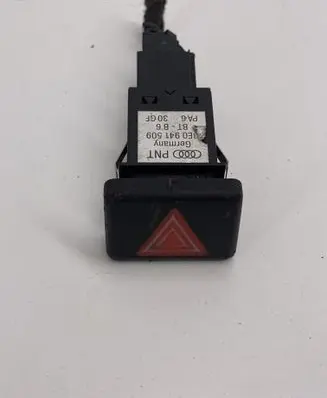 Audi A4 S4 B6 8E 8H Hazard light switch 8E0941509