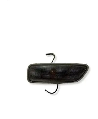 Volvo XC70 Front fender indicator light 8658945