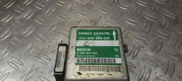 Audi A6 S6 C4 4A Airbag control unit/module 8a0959655 0285001085