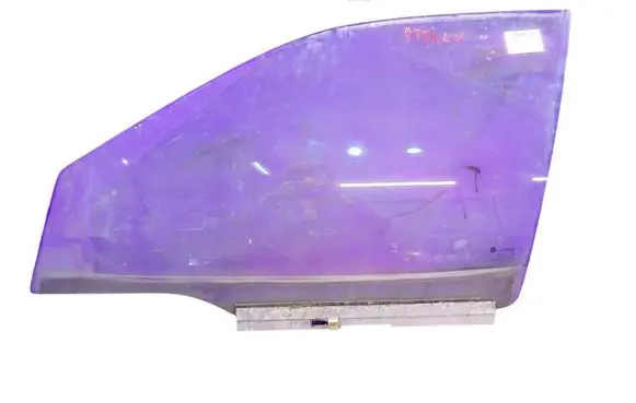 Opel Vectra B Front door window glass four-door 