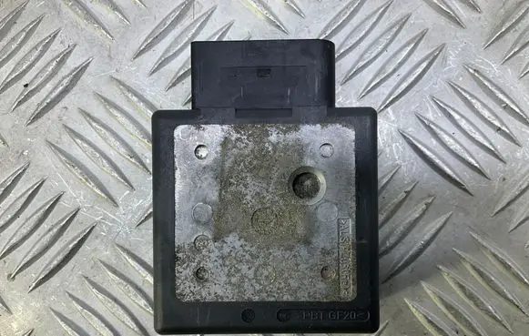 Audi Q3 8U Fuel injection pump control unit/module 5Q0906121G