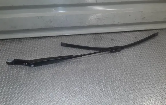 Volkswagen Up Windshield/front glass wiper blade 