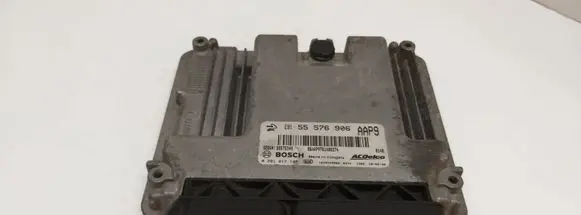 Opel Insignia A Engine control unit/module 55576906 0281017105