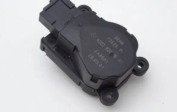 Mercedes-Benz C W203 Air flap motor/actuator A2038201642