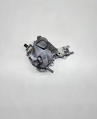 Volkswagen Touran I Vacuum pump 038145209N 080421E