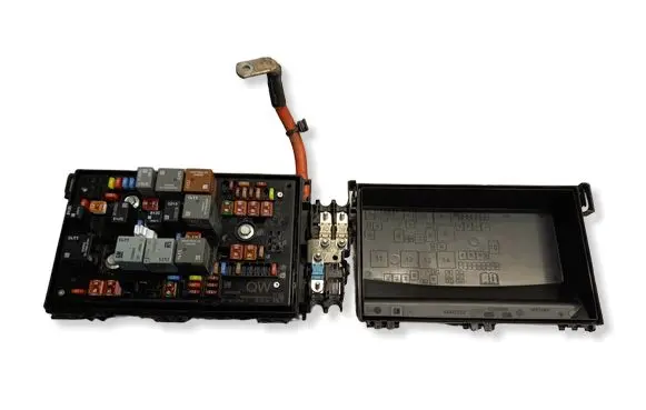 Opel Astra J Fuse module C11000053
