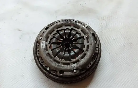 Dacia Dokker Clutch set kit 302054477R