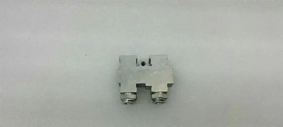 Mercedes-Benz E W212 other engine part A0005010765