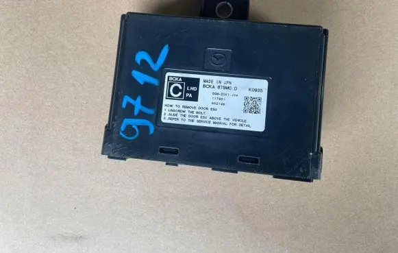 Mazda 3 Door control unit/module