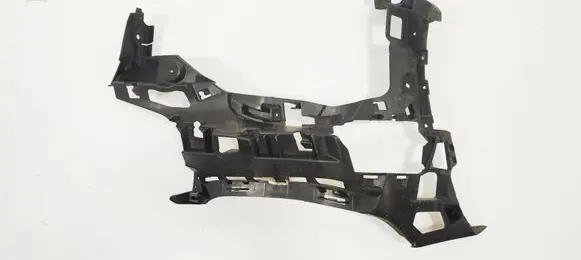 Mercedes-Benz E W213 Front bumper mounting bracket A2138857204