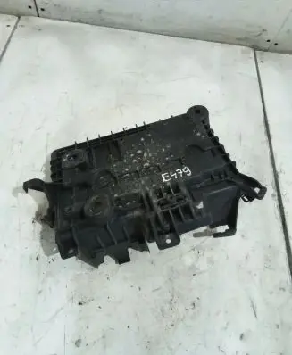 Opel Corsa D Battery tray 13235642