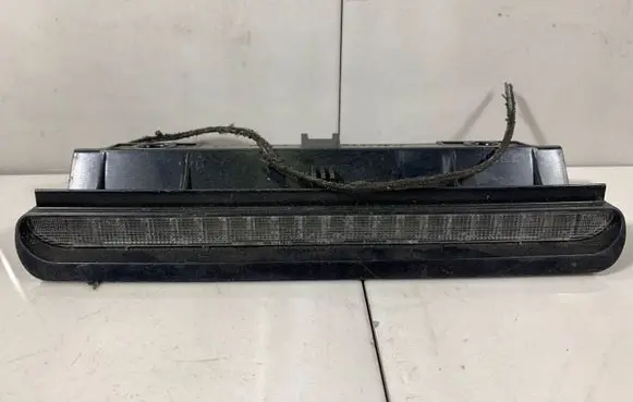 Volvo S70 V70 V70 XC Third/center stoplight 9151490