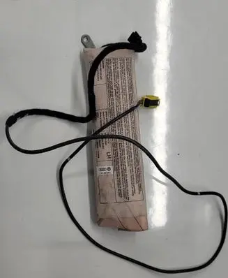Volkswagen Tiguan Seat airbag 5N0880241F