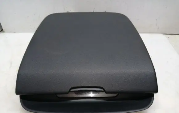 Subaru Forester SG Glove box 