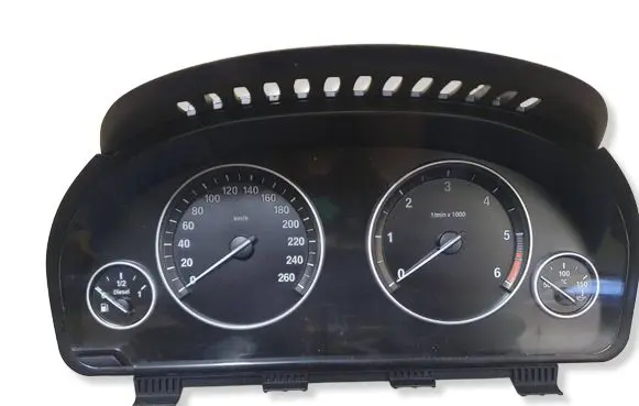 BMW 5 F10 F11 Speedometer (instrument cluster) 9280483