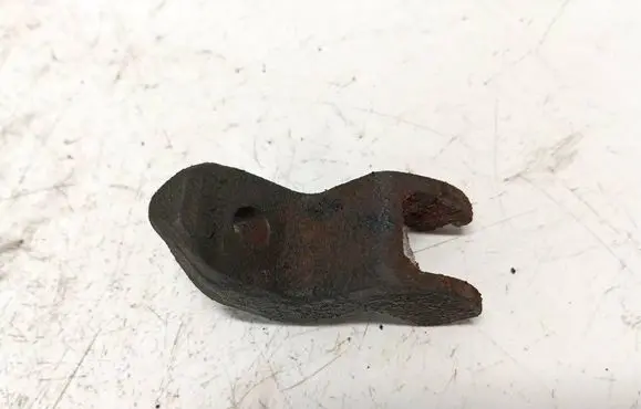Toyota Avensis T250 Fuel Injector clamp holder
