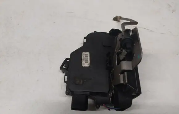 Audi A2 Front door lock 8Z2837015E