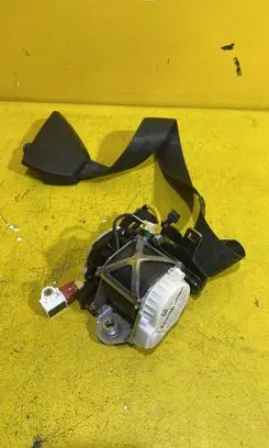 Fiat Bravo Seat belt trim 