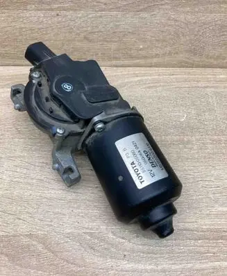 Toyota Avensis T250 Wiper motor 8511005060 05G06A0421