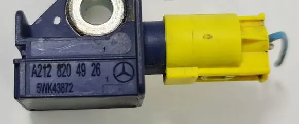 Mercedes-Benz E W212 Airbag deployment crash/impact sensor A2128204926