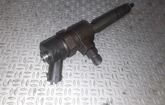 Alfa Romeo 156 Fuel injector 0445110002