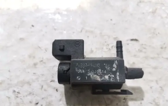 BMW 3 E46 Turbo solenoid valve 72234100