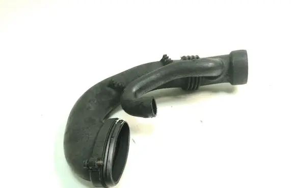 BMW 5 E60 E61 Air intake hose/pipe