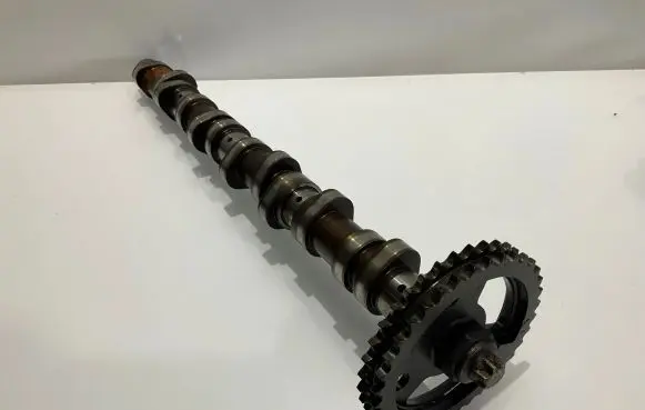 Mercedes-Benz E W211 Camshaft A1130520001 1130520001