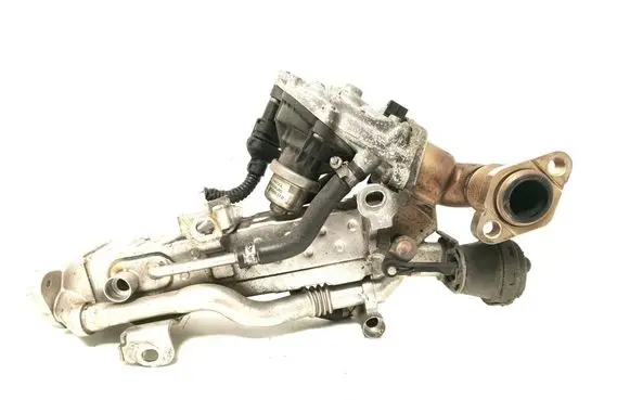 BMW 3 F30 F35 F31 EGR valve 8596444