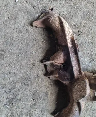 Opel Frontera A Exhaust manifold