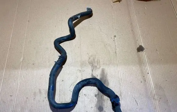 Land Rover Range Rover L405 Engine coolant pipe/hose FPLA8B573CB