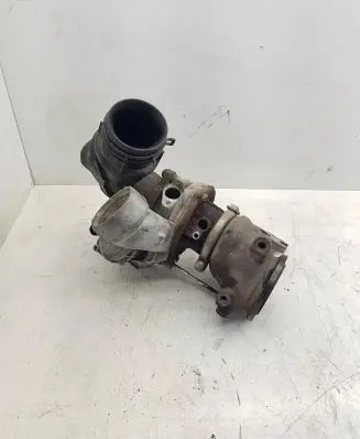 Volkswagen Golf VI Turbo 04E145721B 04E129656E