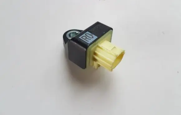 Toyota RAV 4 (XA50) Airbag deployment crash/impact sensor 8917352190
