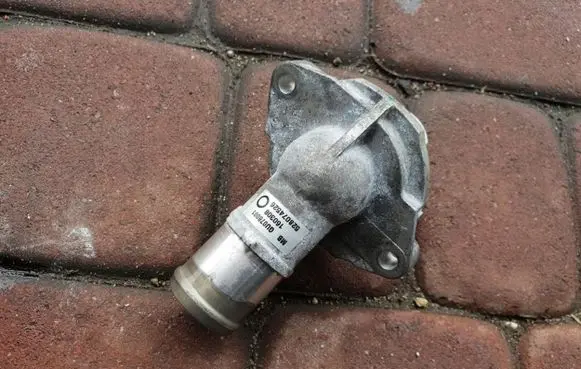 Opel Astra K Thermostat 528074526