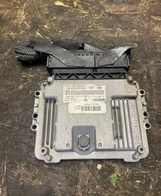 Hyundai Tucson JM Engine control unit/module 3911627455 3911327455 0281012774