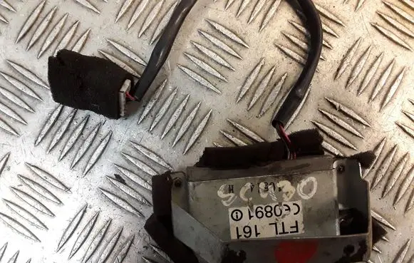 Lexus SC 300 - 400 Alarm control unit/module 0819224810