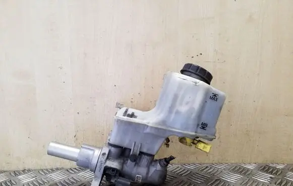 Skoda Octavia Mk3 (5E) Master brake cylinder 5Q2611301