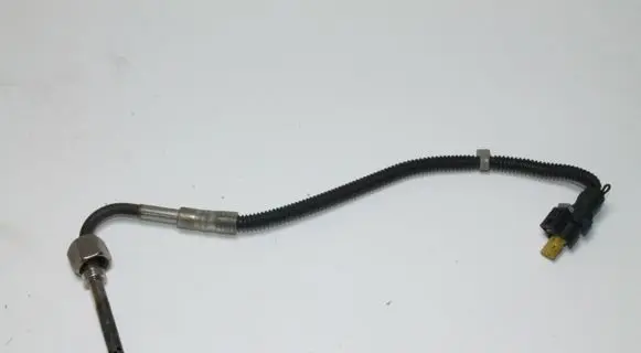 Mercedes-Benz C W205 Lambda probe sensor A0009056904