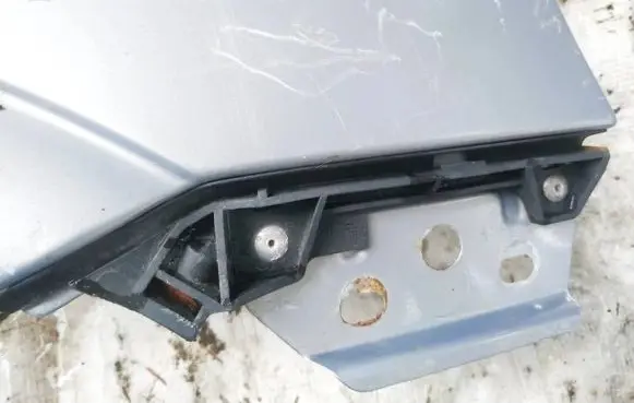 Opel Astra G Front bumper mounting bracket
