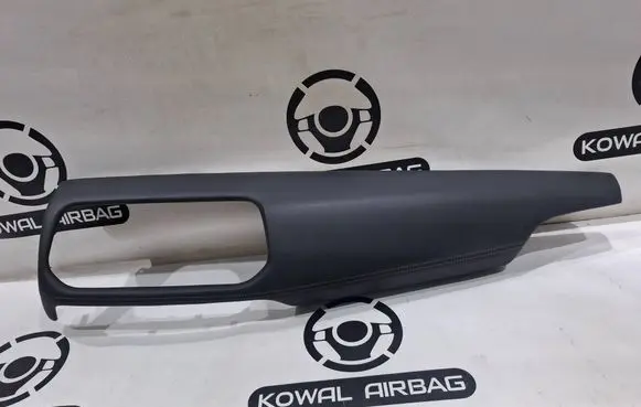 Nissan Qashqai J12 Panel trim 682116RB0A 682R26RB0A 682R46RB0A