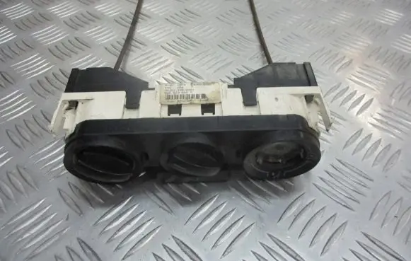 Volkswagen Polo IV 9N3 Interior fan control switch 6Q0819045P