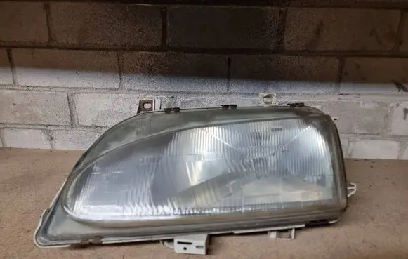 Ford Galaxy Headlight/headlamp 0301048711
