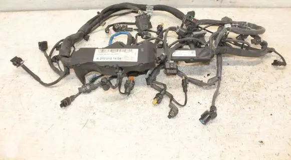 Mercedes-Benz GLA W156 X156 Engine installation wiring loom A2700101404