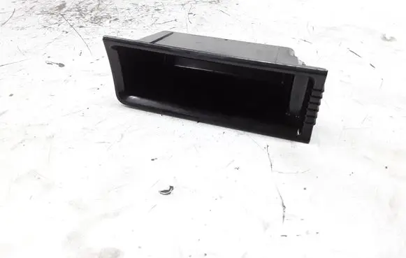 Volkswagen PASSAT B6 Ashtray (front) 3C0863077