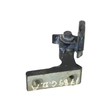 Volvo V40 Rear door lower hinge